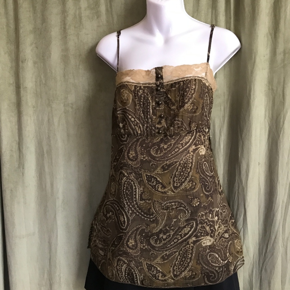 📌 Stunning  airy "a.n.a"  Top with Lace